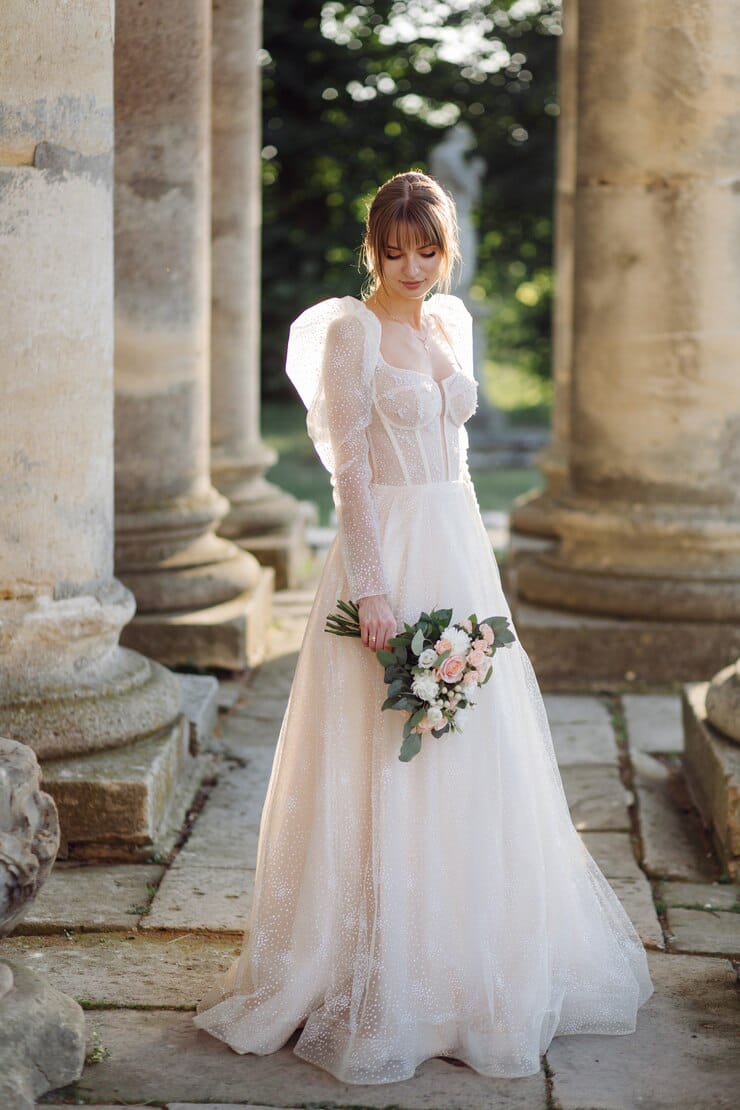 wearing vintage wedding dresses pretty bride